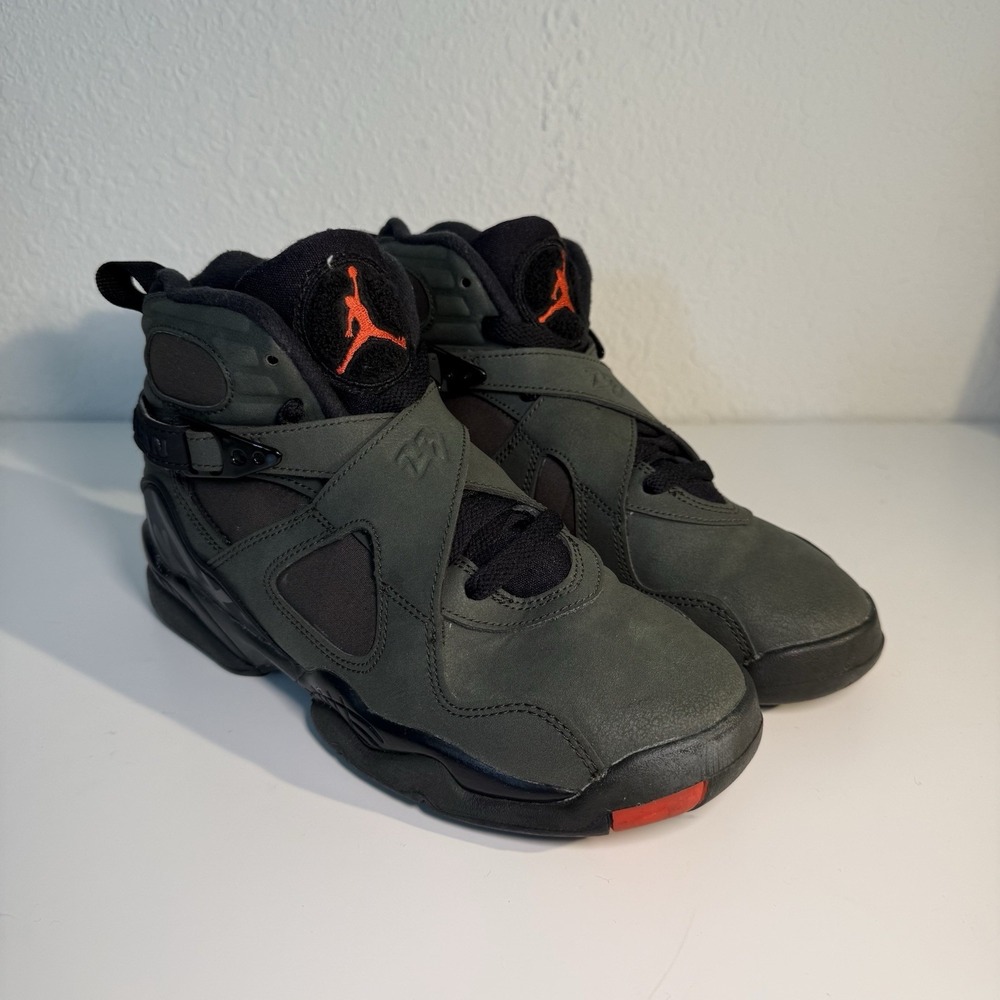 Air Jordan 8 Retro  Sequoia Max Orange Black Grade School Size 4Y NO BOX!